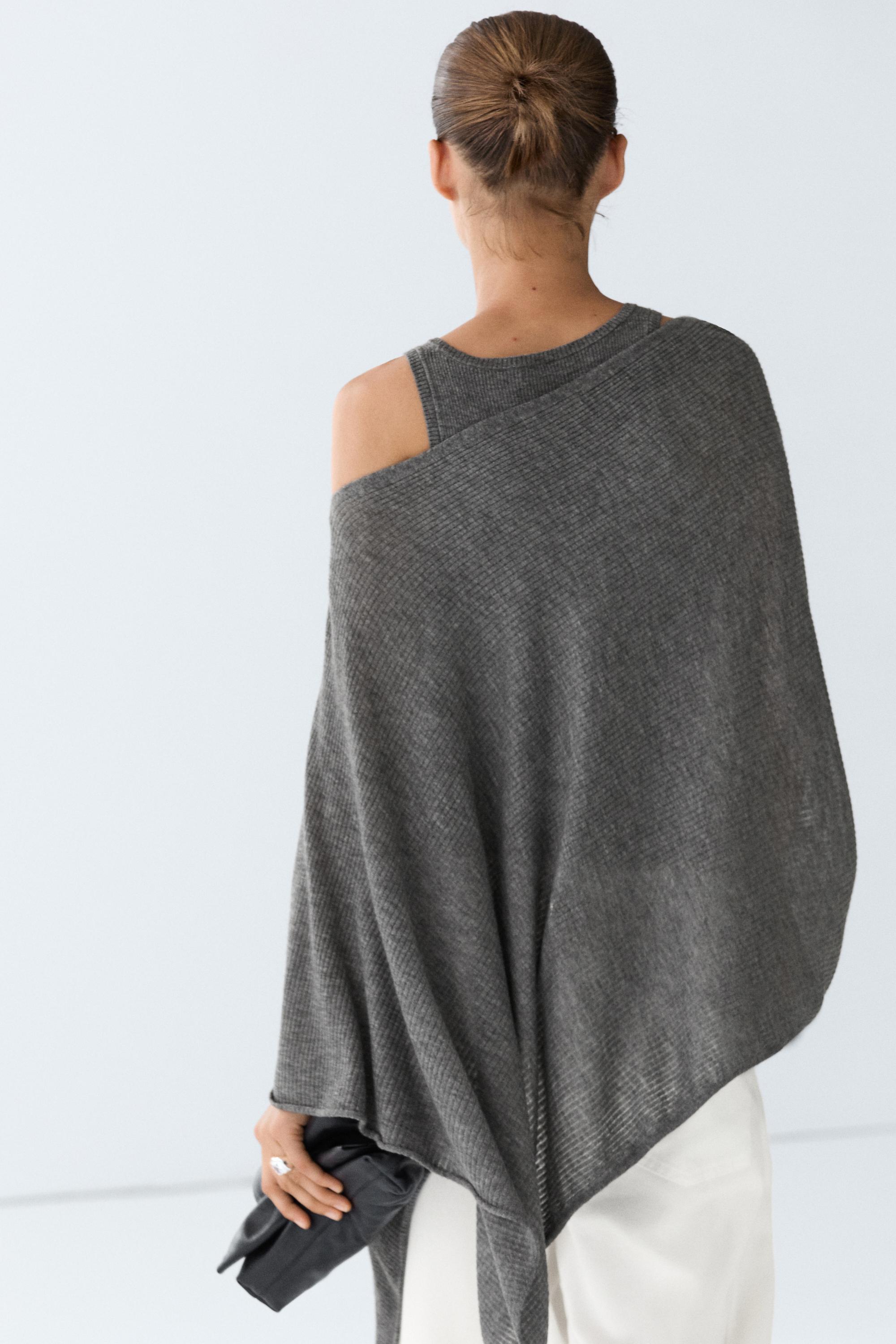Cape en maille fine